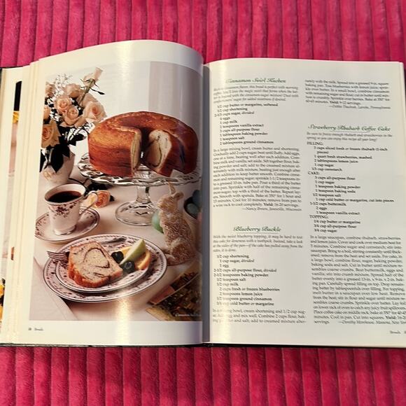 Vintage 90s The Complete Guide to Country Cooking - Taste of Home cookbook - Picture 5 of 8